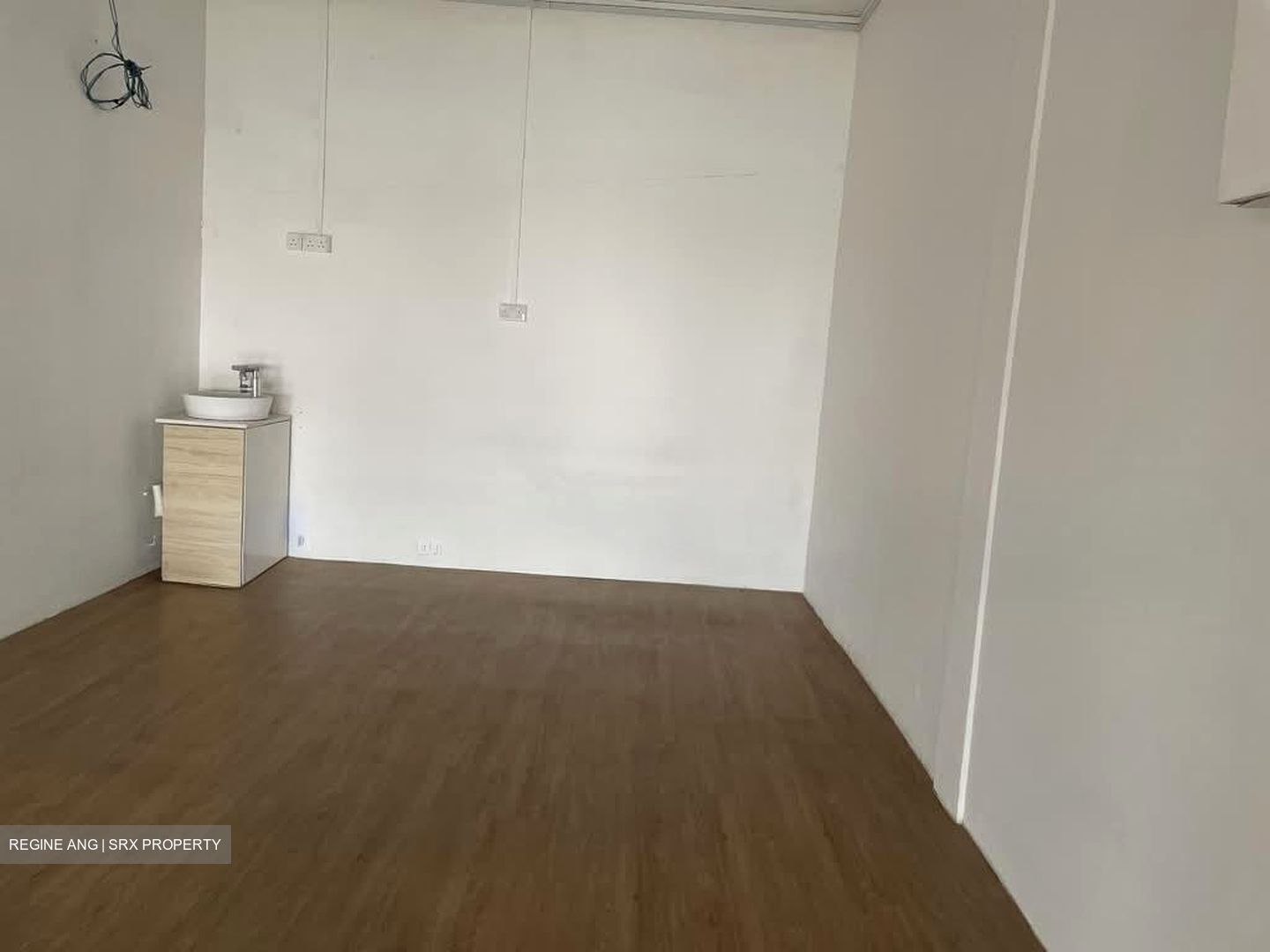 305 WOODLANDS STREET 31 (D25), Shop House #545905421